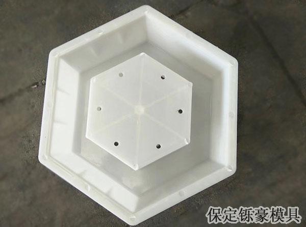 空心六角護(hù)坡模具